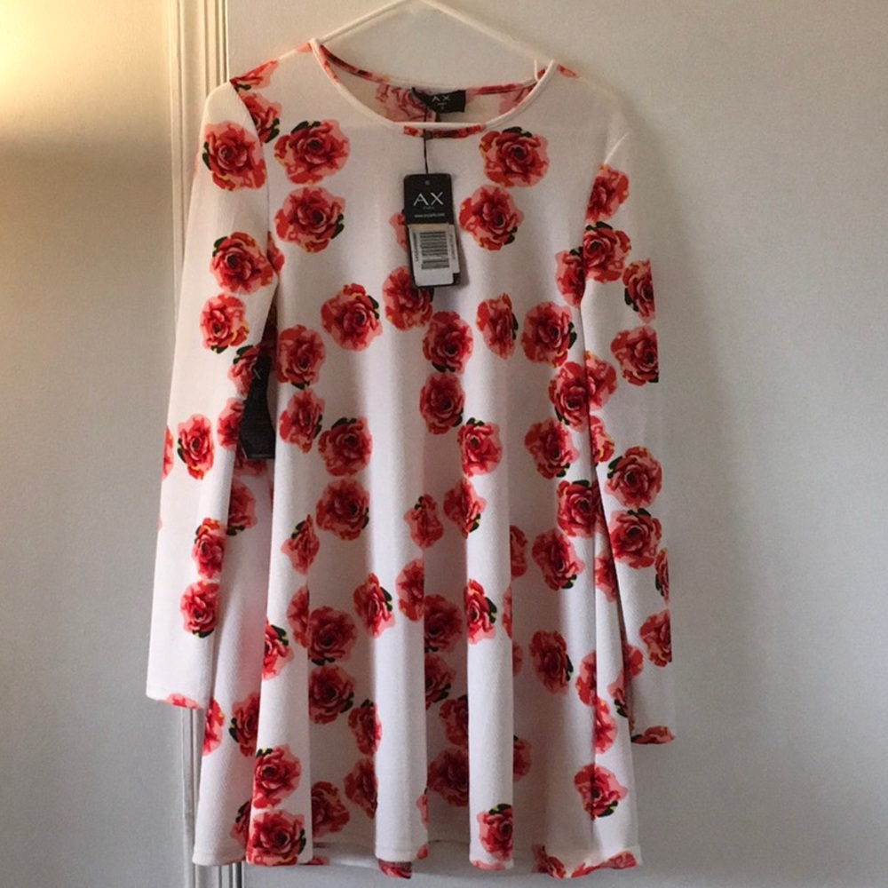 AX Paris off white long sleeve size 12
